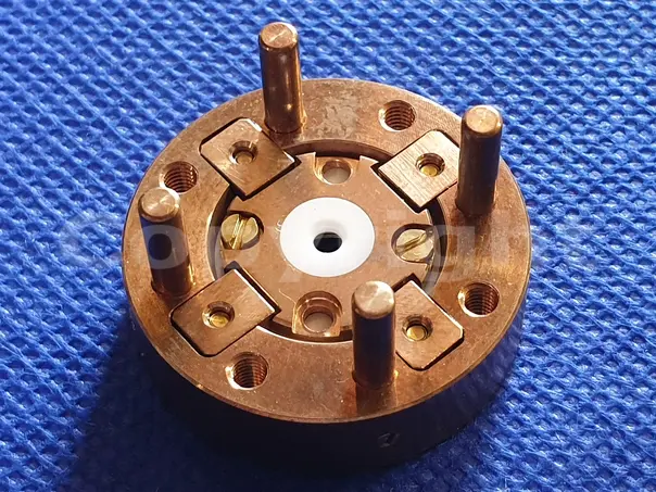 M-DAC-LOW-AMA membrane diamond anvil cell – view 5 – BETSA®