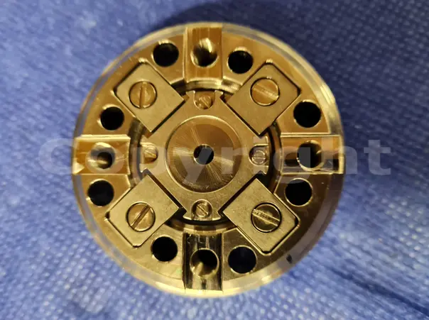M-DAC-LOW-AMA membrane diamond anvil cell – view 2 – BETSA®