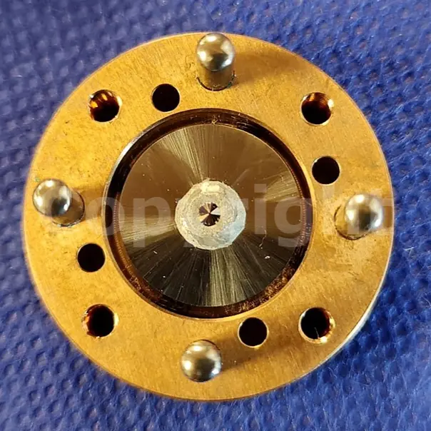 M-DAC-XF-LOW-CS membrane diamond anvil cell – view 7 – BETSA®